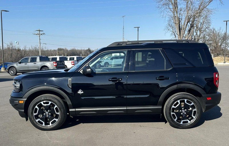 Used 2023 Ford Bronco Sport Outer Banks image 5