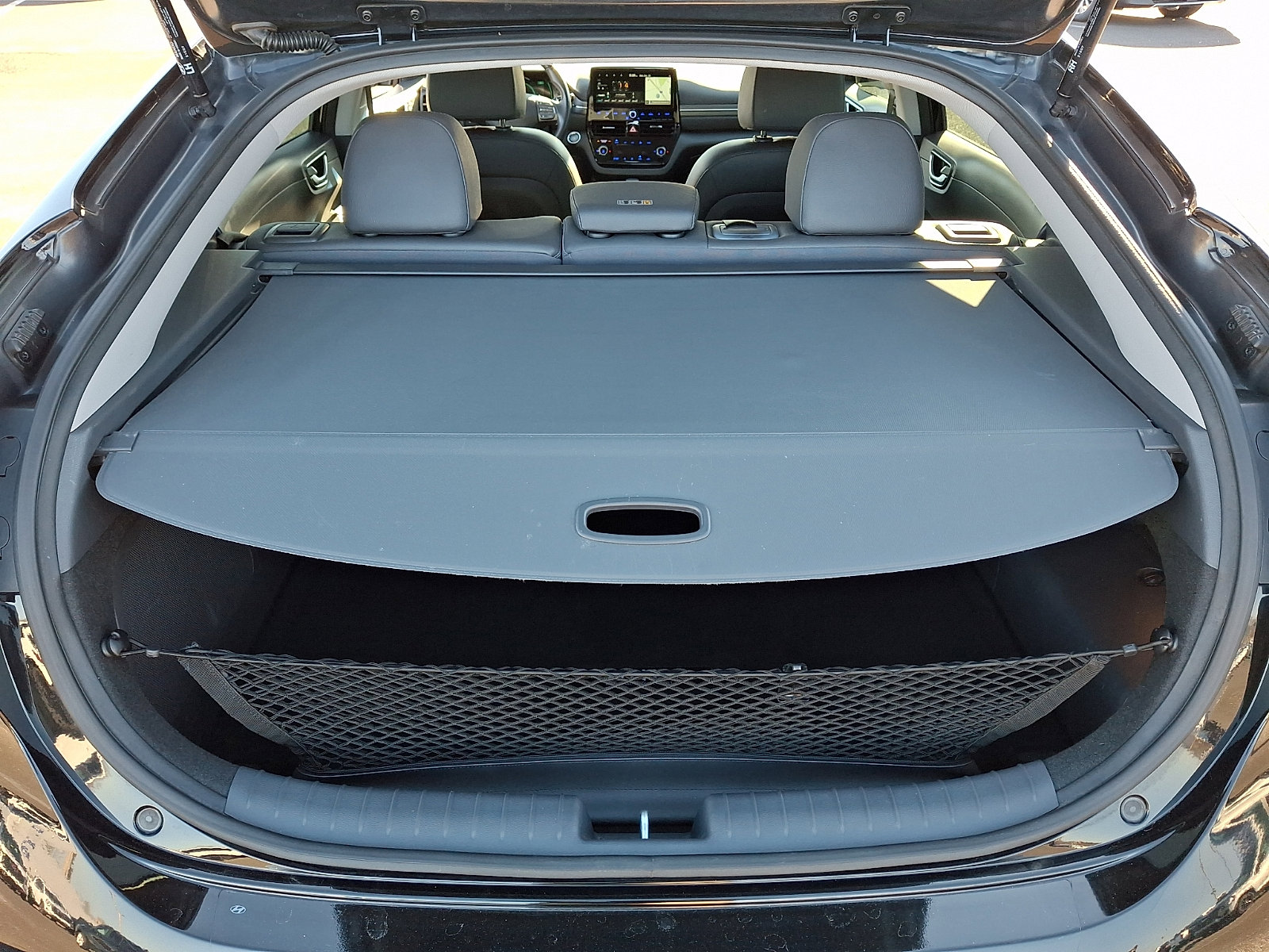 Used 2021 Hyundai Ioniq Limited image 30