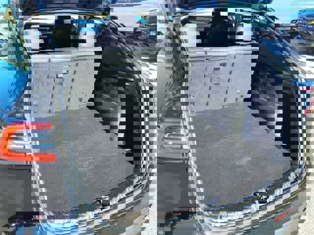 Used 2023 Tesla Model Y Long Range image 28