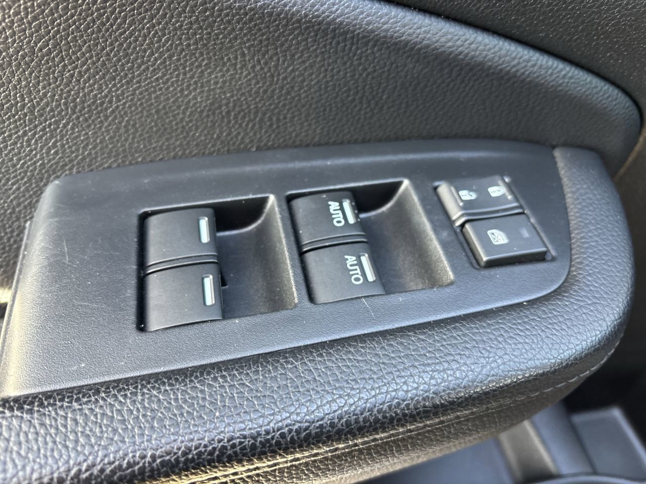 Used 2021 Honda Passport Touring image 12