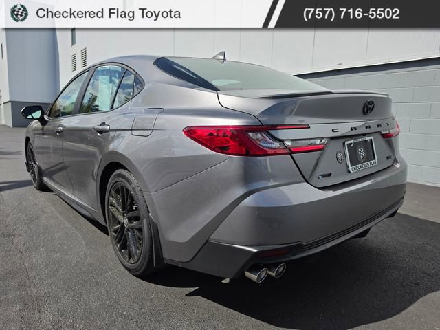 Used 2025 Toyota Camry SE w/ Convenience Package image 10