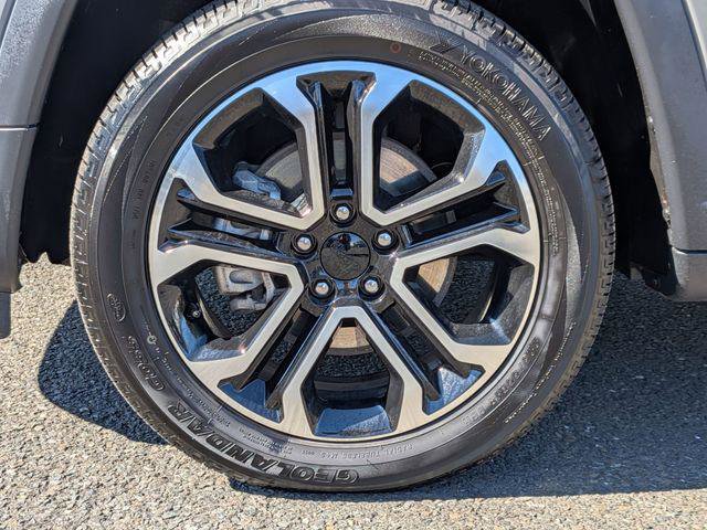 Certified 2022 Jeep Compass Limited image 29