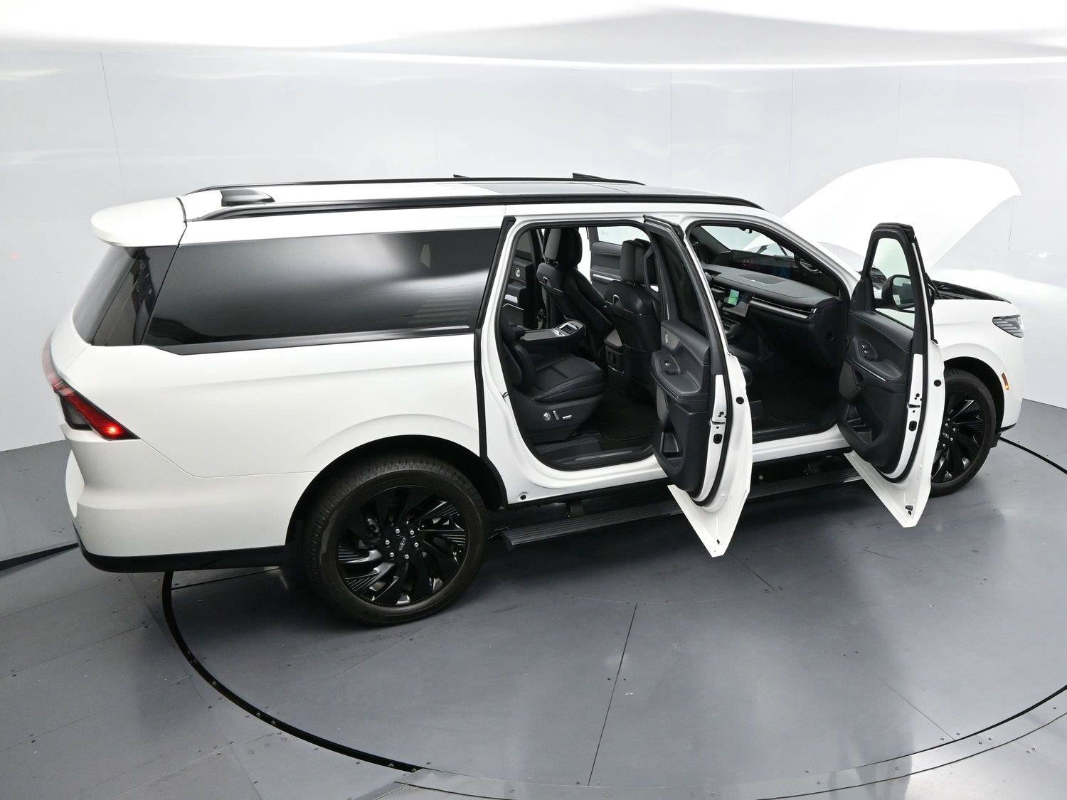 Used 2026 Lincoln Navigator L Reserve w/ Jet Appearance Package AWD/4WD image 42