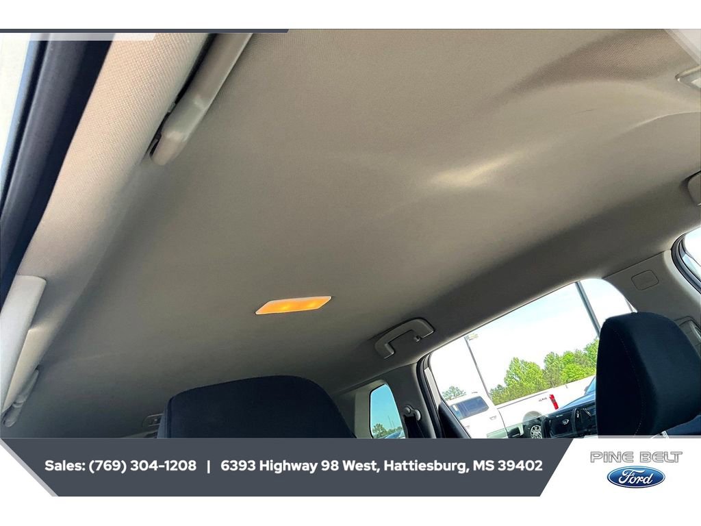 Used 2024 Nissan Rogue S image 16