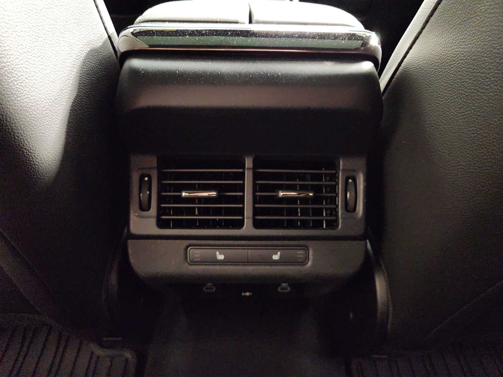 Used 2026 Land Rover Range Rover Evoque S AWD/4WD image 30