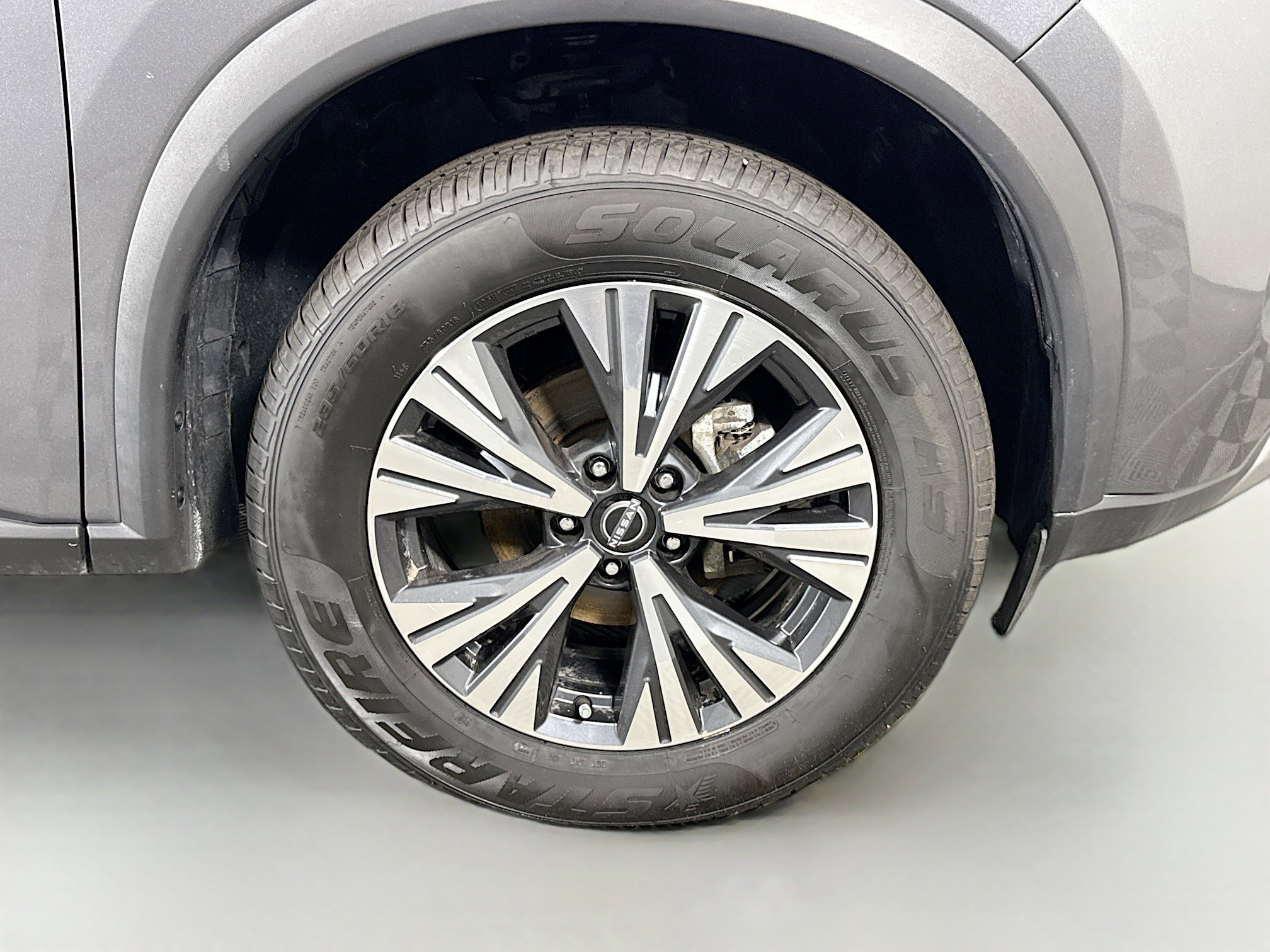 Used 2023 Nissan Rogue SV image 27