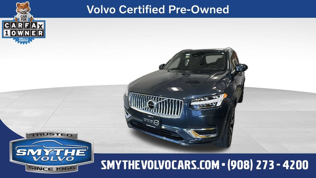 Certified 2025 Volvo XC90 T8 Core w/ Climate Package AWD/4WD image 1
