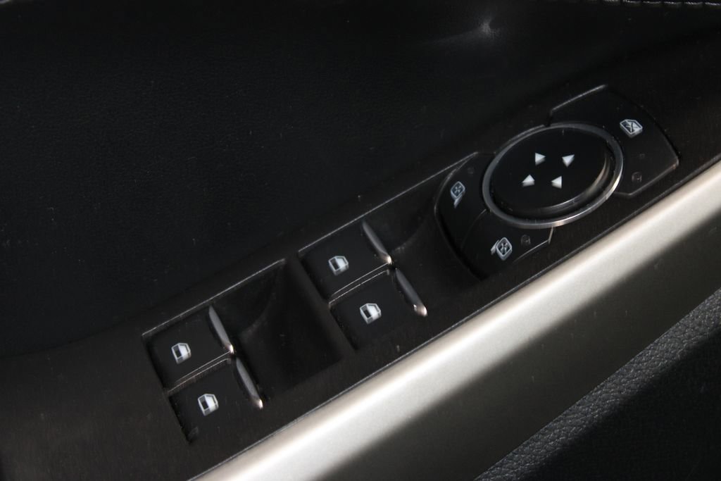 Used 2023 Ford Explorer XLT w/ Equipment Group 202A image 42