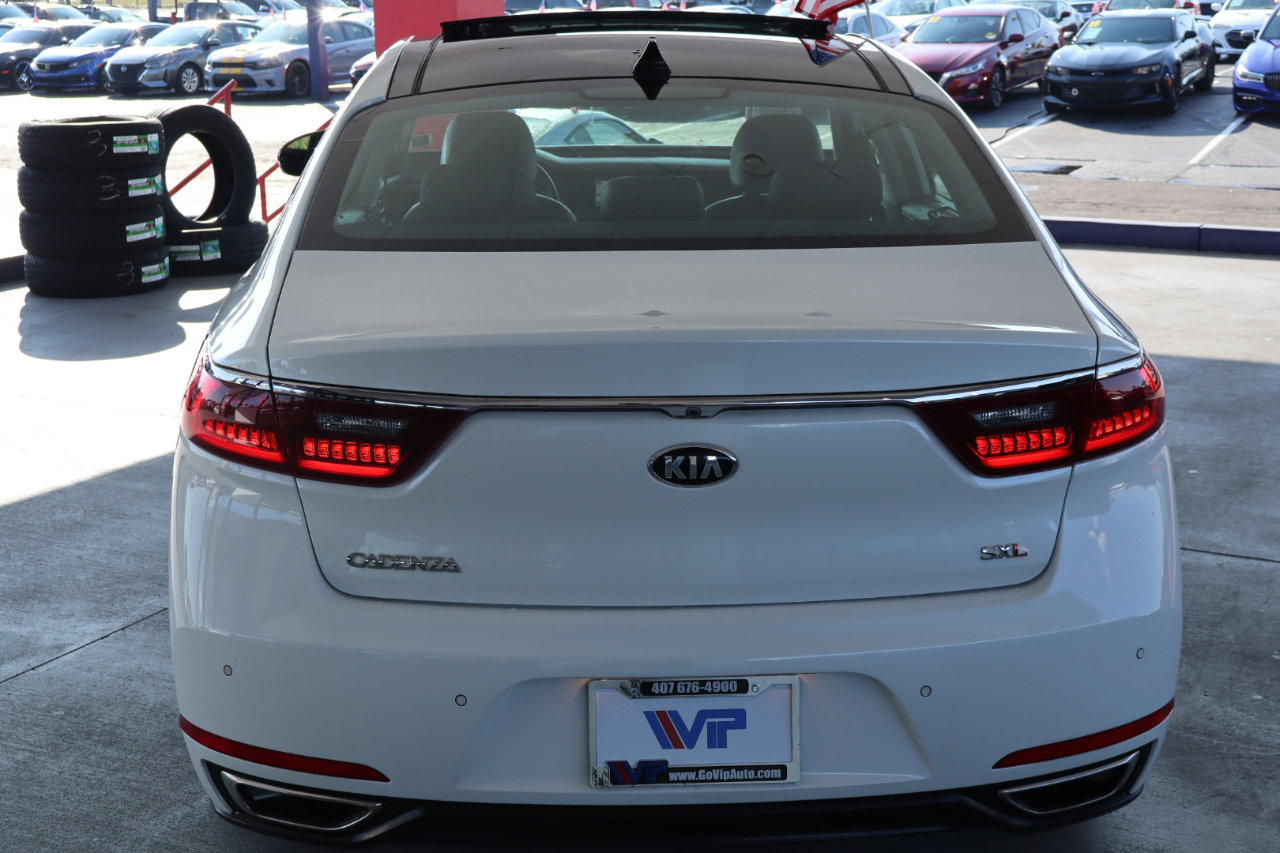 Used 2018 Kia Cadenza Limited image 6