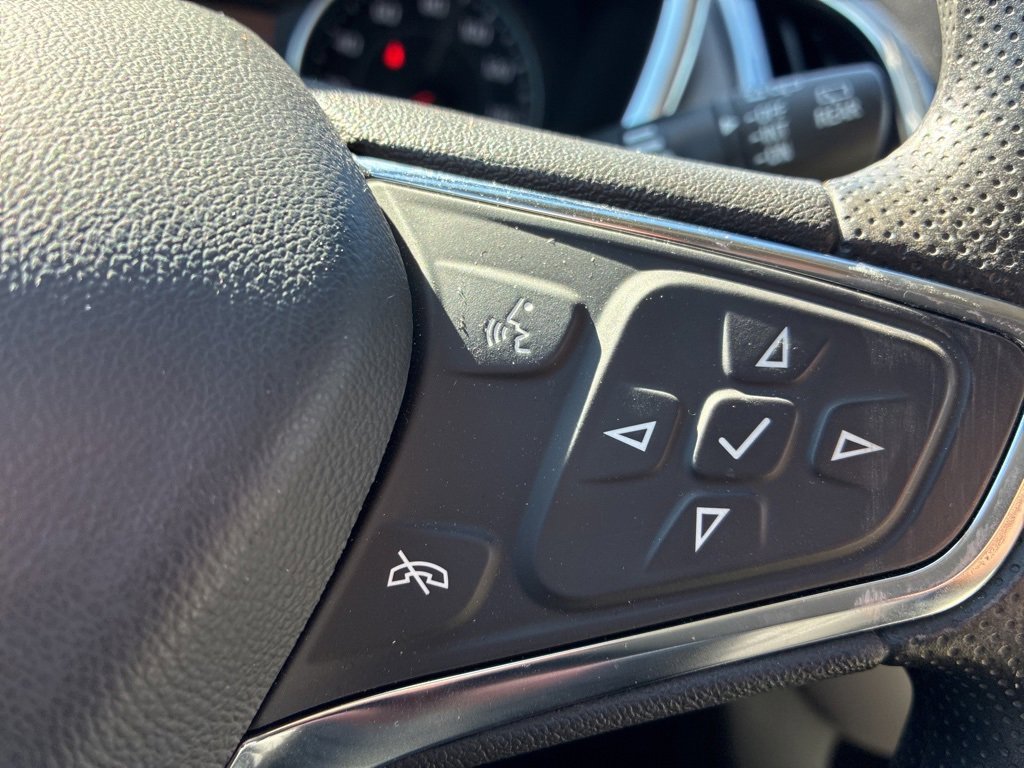 Used 2024 Chevrolet Equinox LS w/ LS Convenience Package image 10