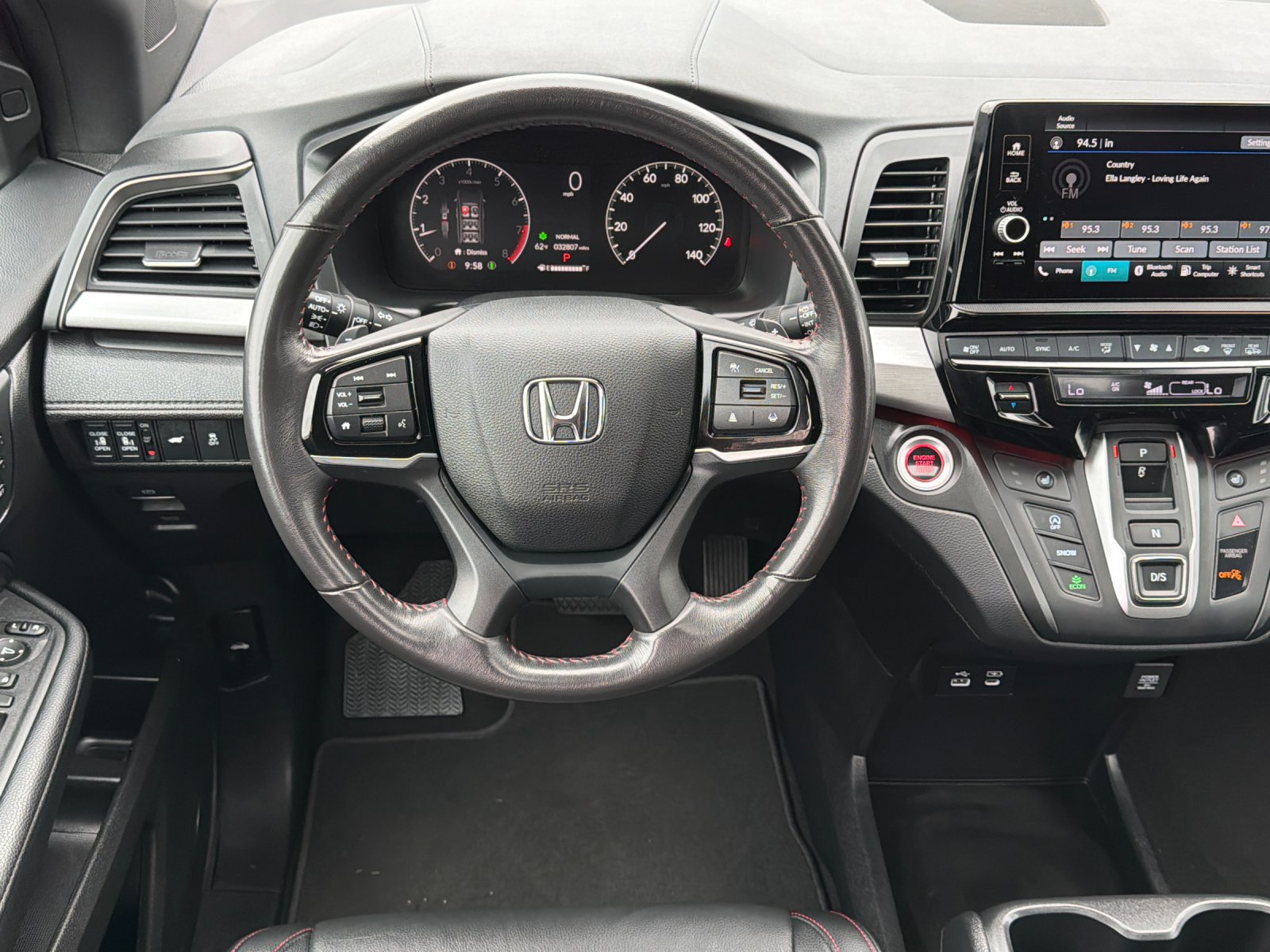 Used 2025 Honda Odyssey Sport-L image 15
