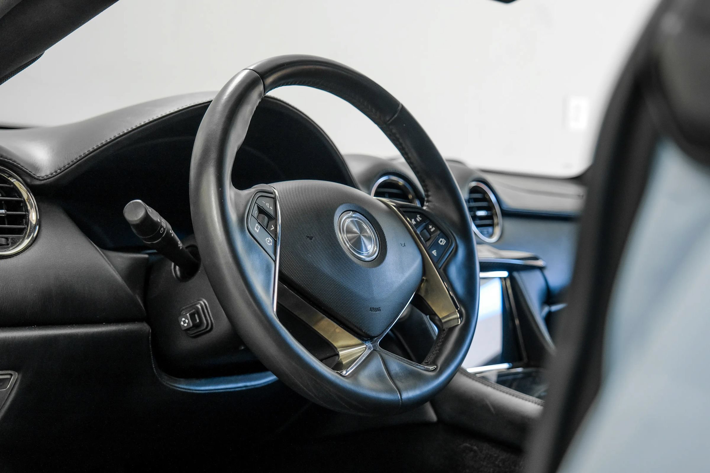 Used 2018 Karma Revero Luxury RWD image 14