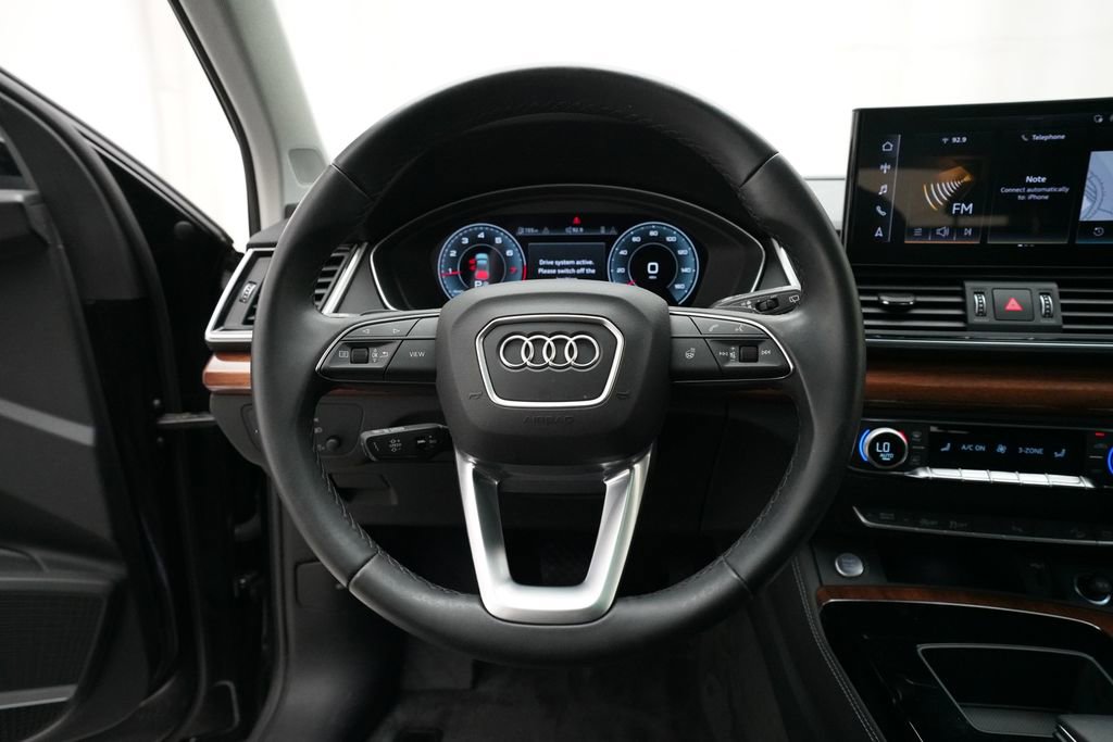 Used 2023 Audi Q5 2.0T Premium Plus w/ Premium Plus Package image 4