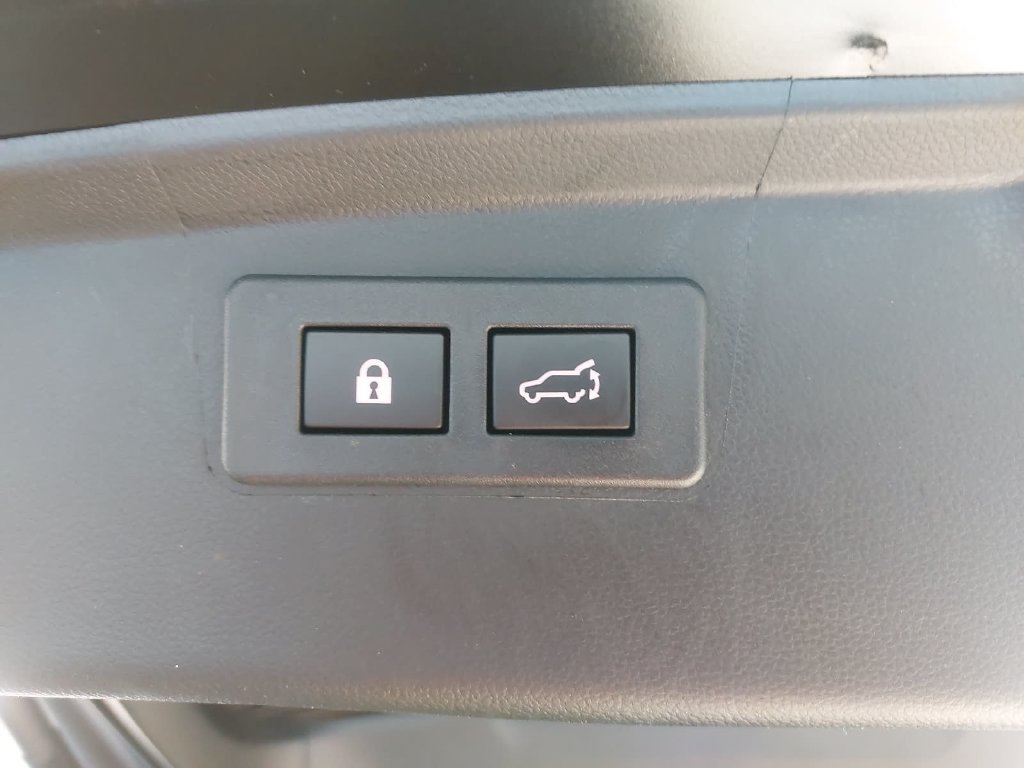 Certified 2025 Subaru Outback Wilderness AWD/4WD image 13