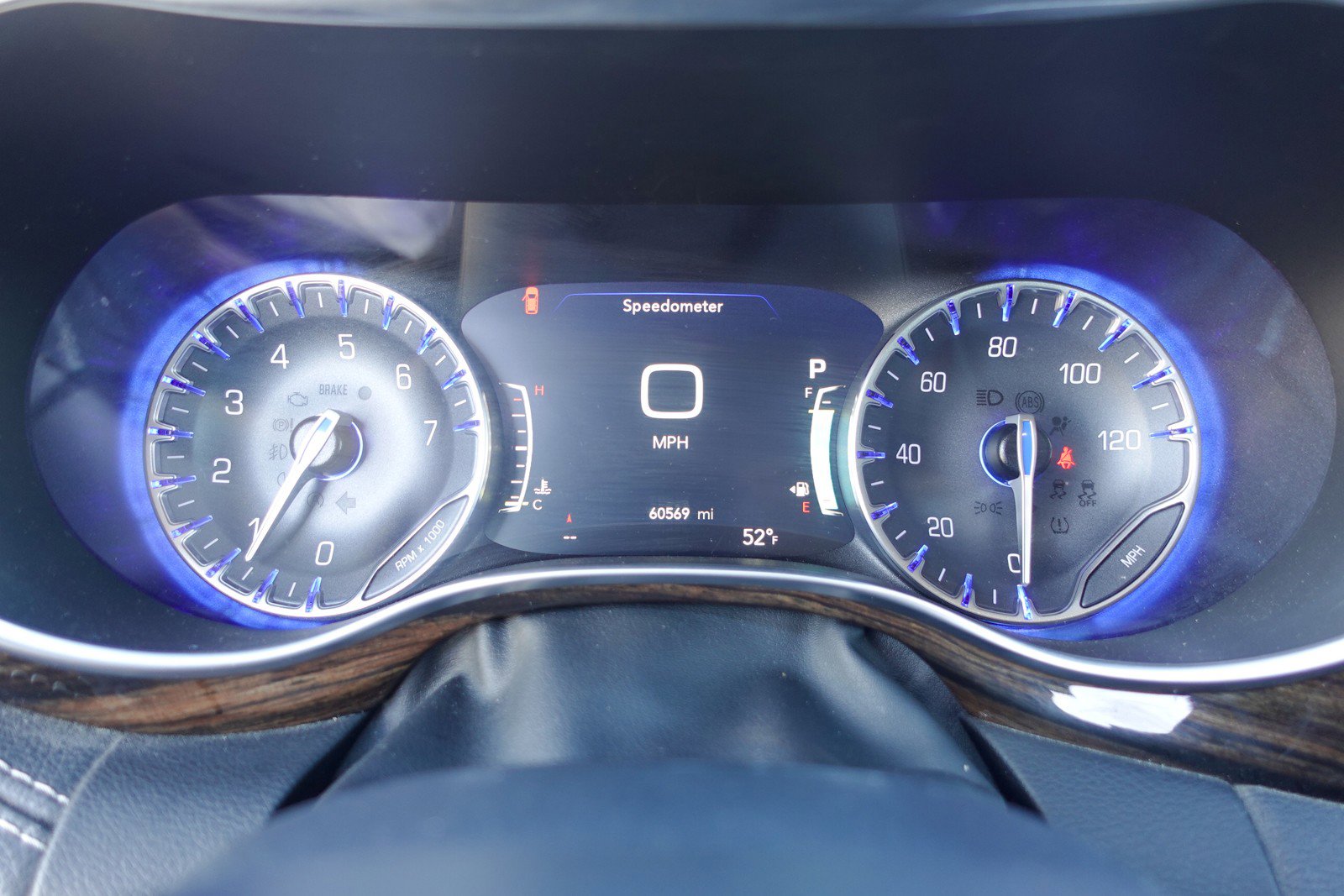 Used 2023 Chrysler Pacifica Limited image 16