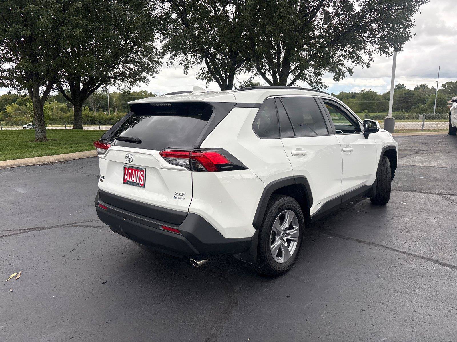 Certified 2025 Toyota RAV4 XLE w/ Convenience Package AWD/4WD image 10