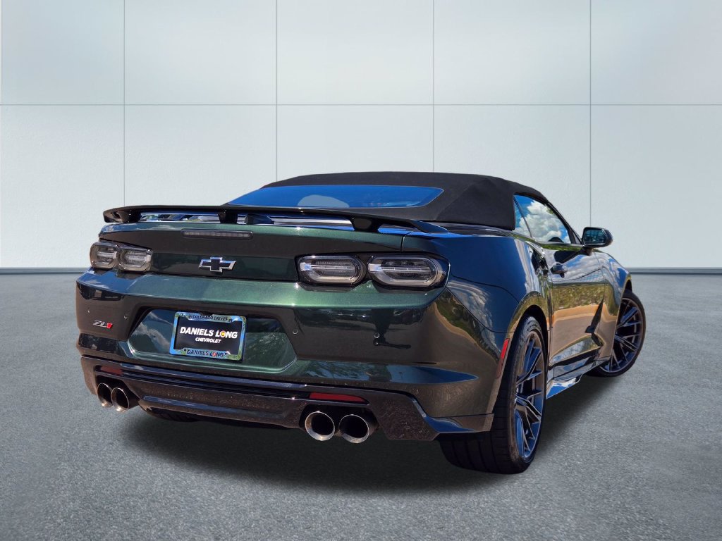Used 2020 Chevrolet Camaro ZL1 RWD image 2