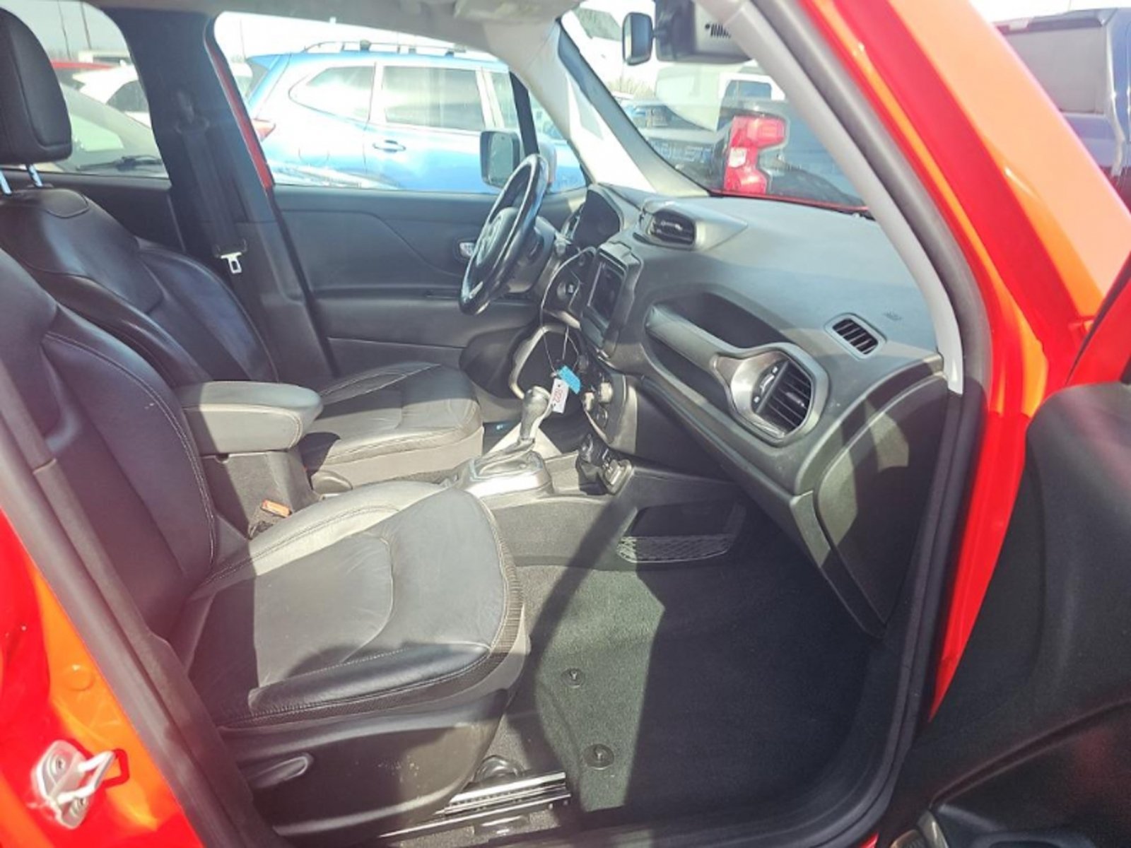 Used 2018 Jeep Renegade Limited AWD/4WD image 19
