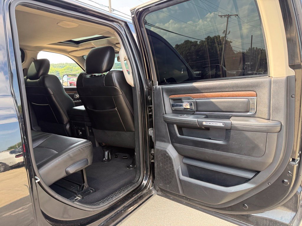 Used 2015 RAM 2500 Laramie AWD/4WD image 46