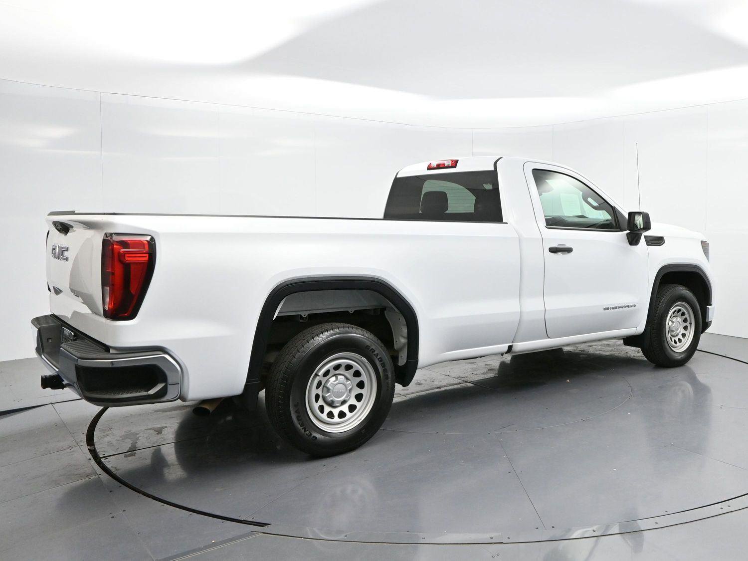 Used 2023 GMC Sierra 1500 Pro w/ Pro Value Package image 7