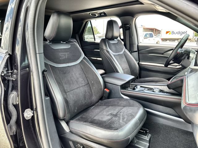 Used 2025 Ford Explorer ST AWD/4WD image 26