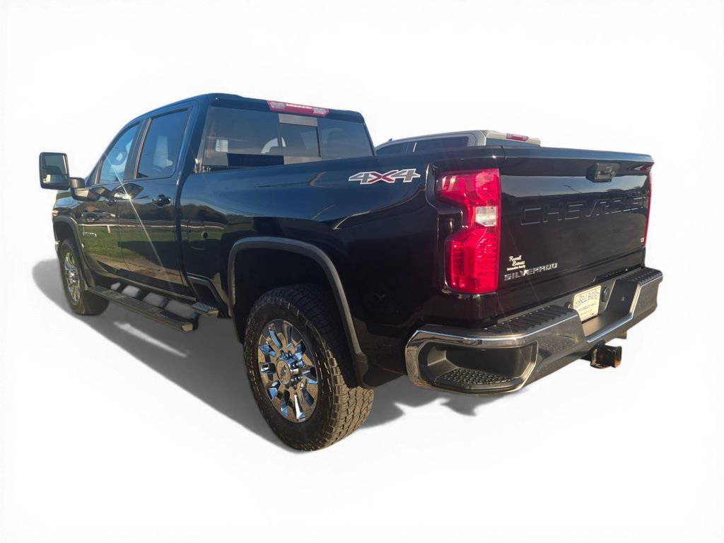 Used 2020 Chevrolet Silverado 2500 LT w/ Convenience Package image 3