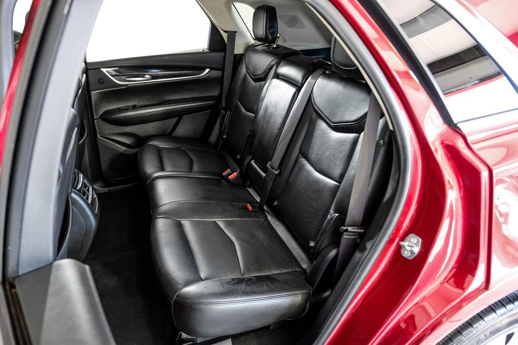 Used 2019 Cadillac XT5 Premium Luxury image 37