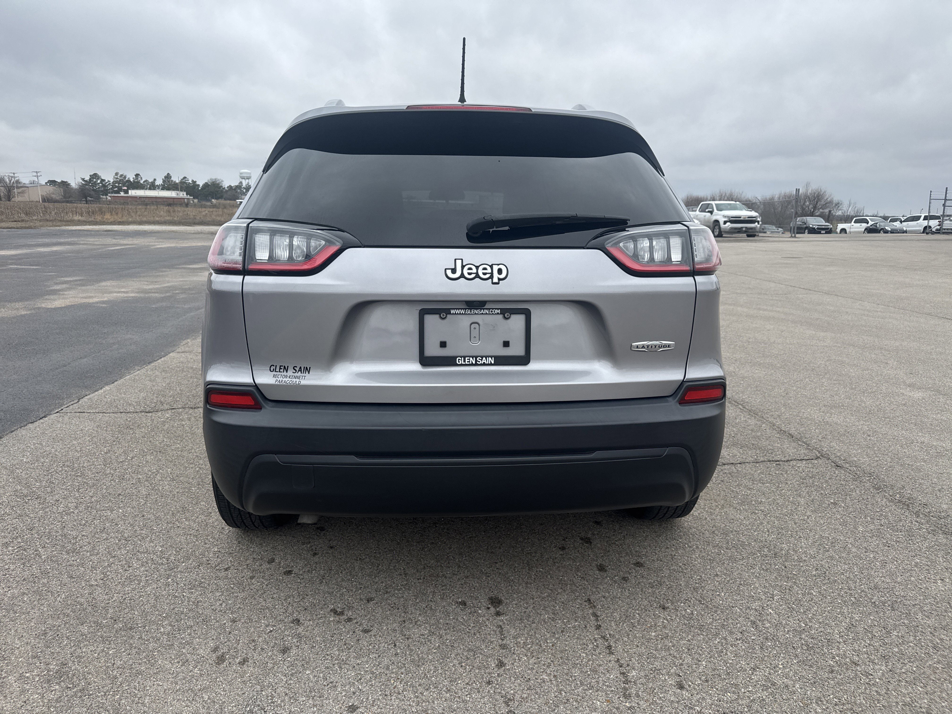Used 2020 Jeep Cherokee Latitude image 4