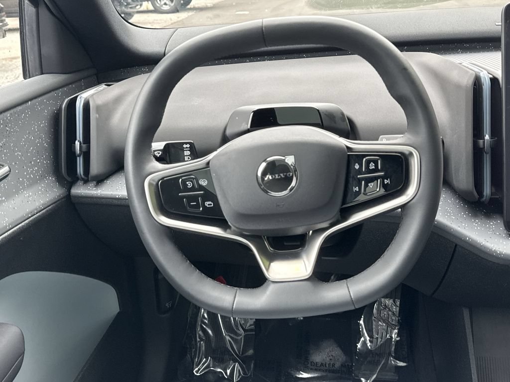 Used 2025 Volvo EX30 Ultra AWD/4WD image 11