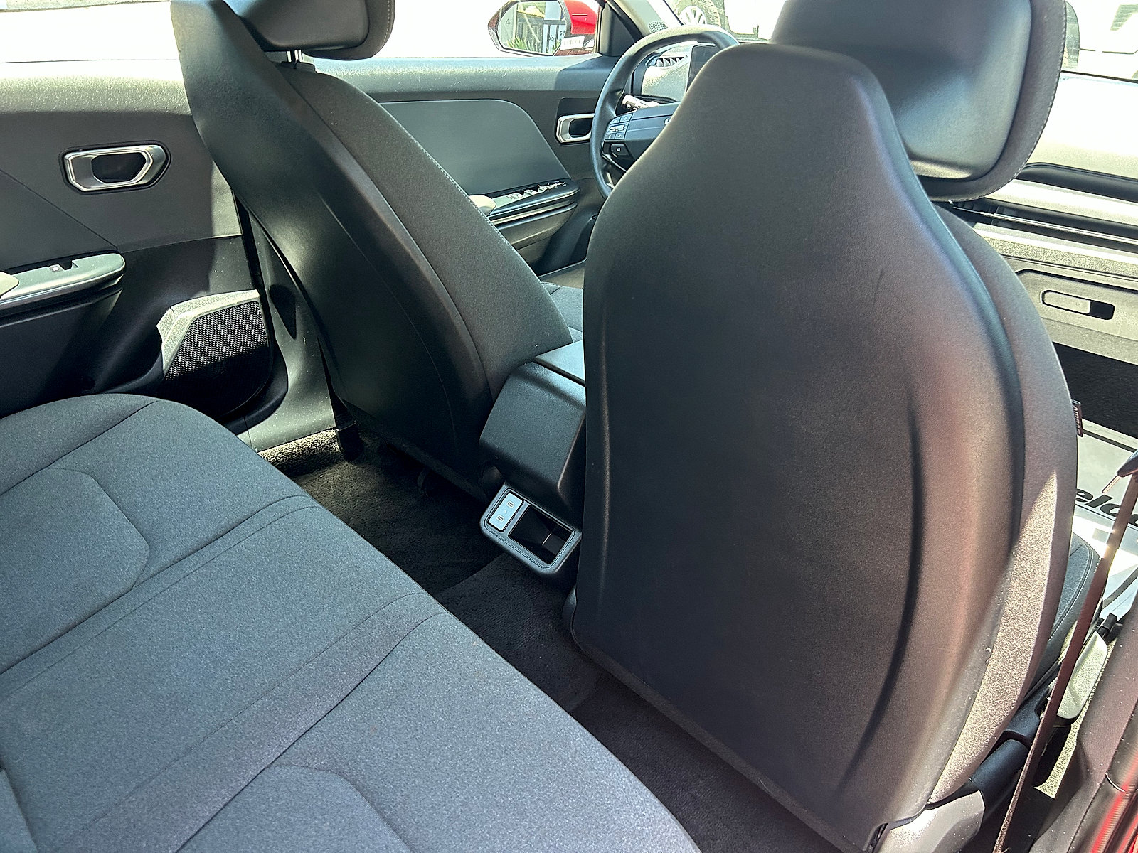 Used 2025 Kia K4 FWD image 23