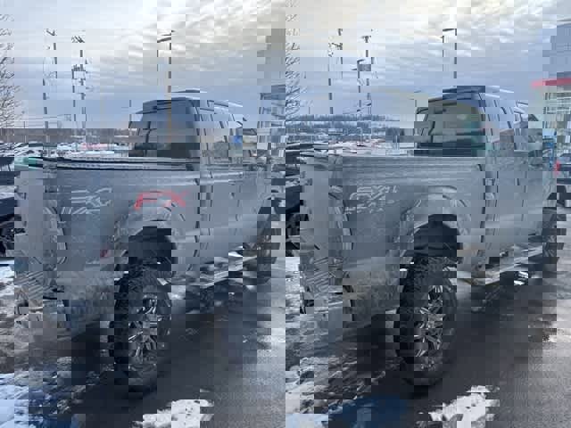 Used 2012 Ford F250 Lariat w/ Chrome Pkg image 3