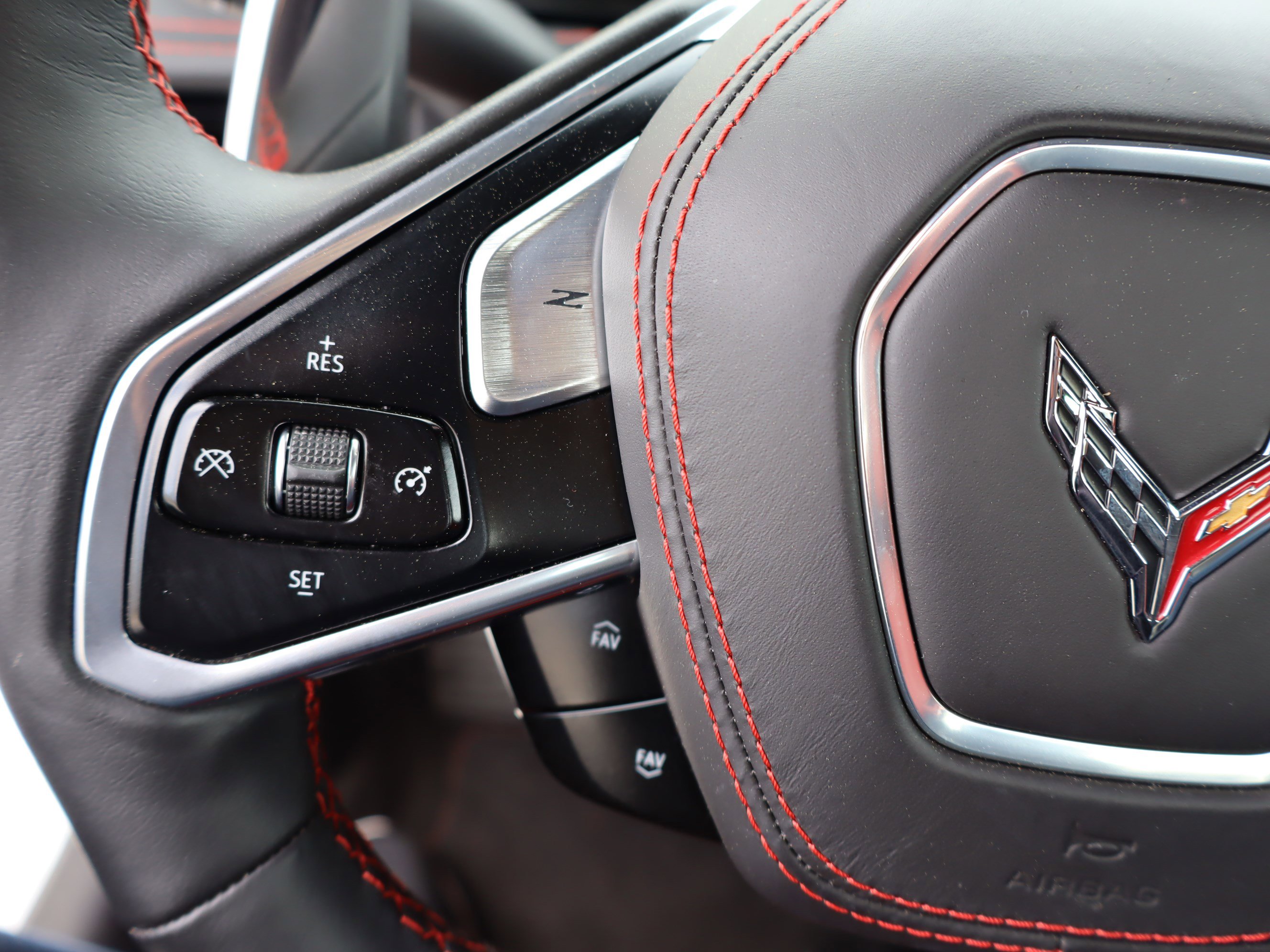 Used 2023 Chevrolet Corvette Stingray Premium Conv w/ Z51 Performance Package image 18