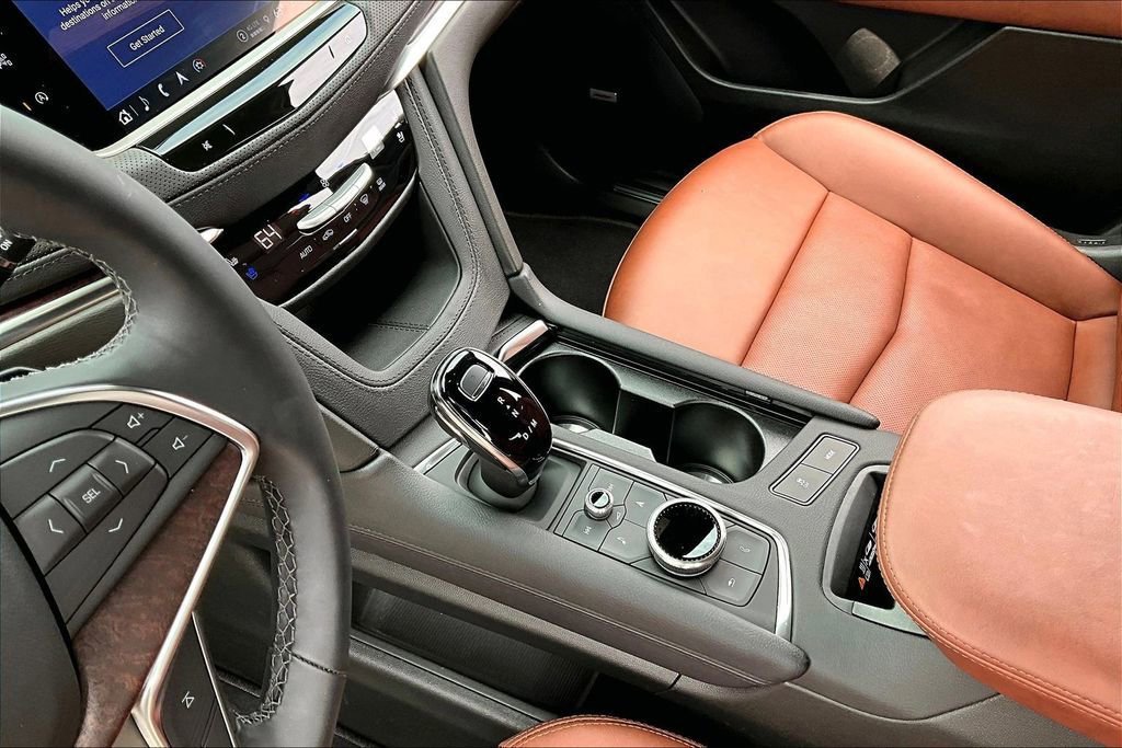 New 2026 Cadillac XT5 Premium Luxury w/ Driver Assist Package FWD image 8