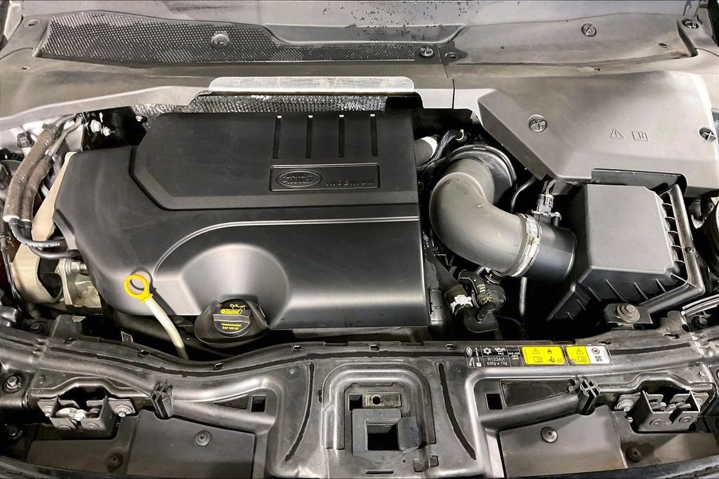 Used 2020 Land Rover Discovery Sport SE AWD/4WD image 9