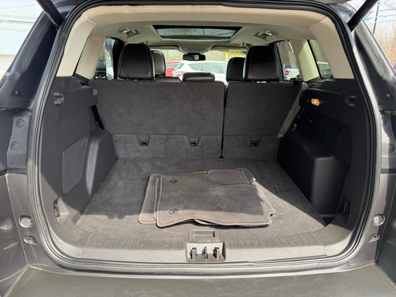 Used 2018 Ford Escape Titanium w/ Ford Safe & Smart Package AWD/4WD image 13
