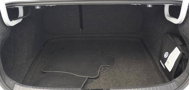 Used 2020 Volkswagen Jetta SEL Premium FWD image 34