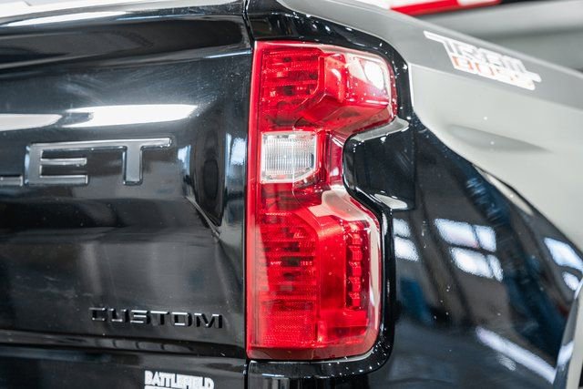 New 2026 Chevrolet Silverado 1500 Custom Trail Boss w/ Turbomax Blackout Package image 7