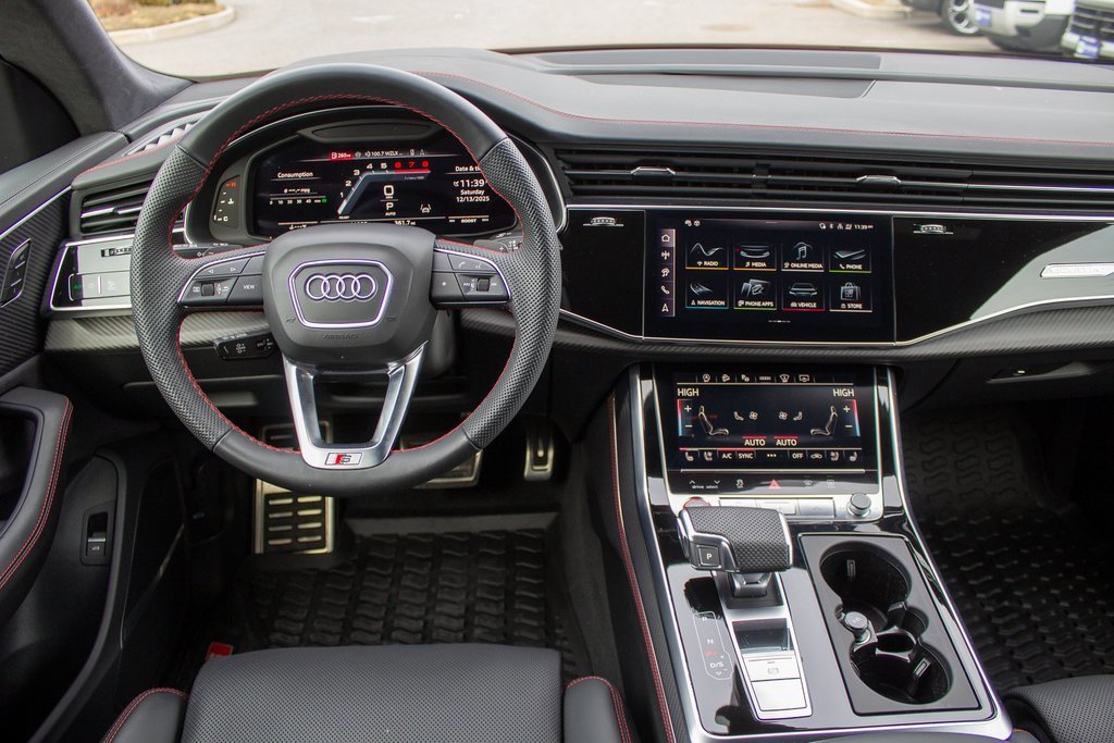 Used 2025 Audi SQ8 Prestige w/ Prestige Package image 13