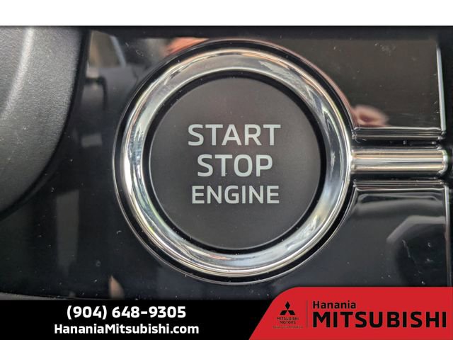 Used 2025 Mitsubishi Outlander ES image 31