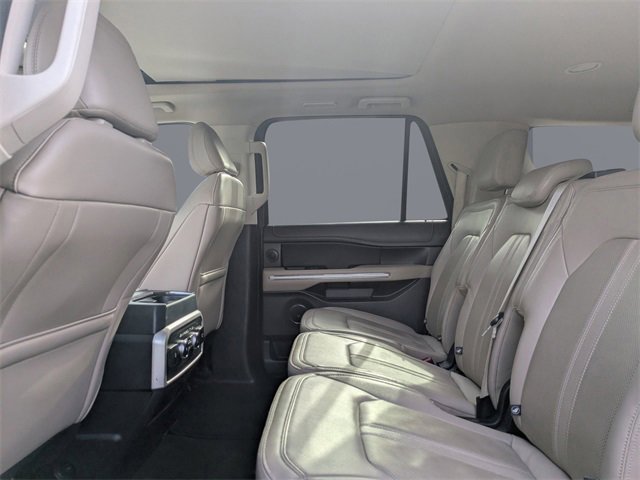 Used 2023 Ford Expedition Max Limited image 16