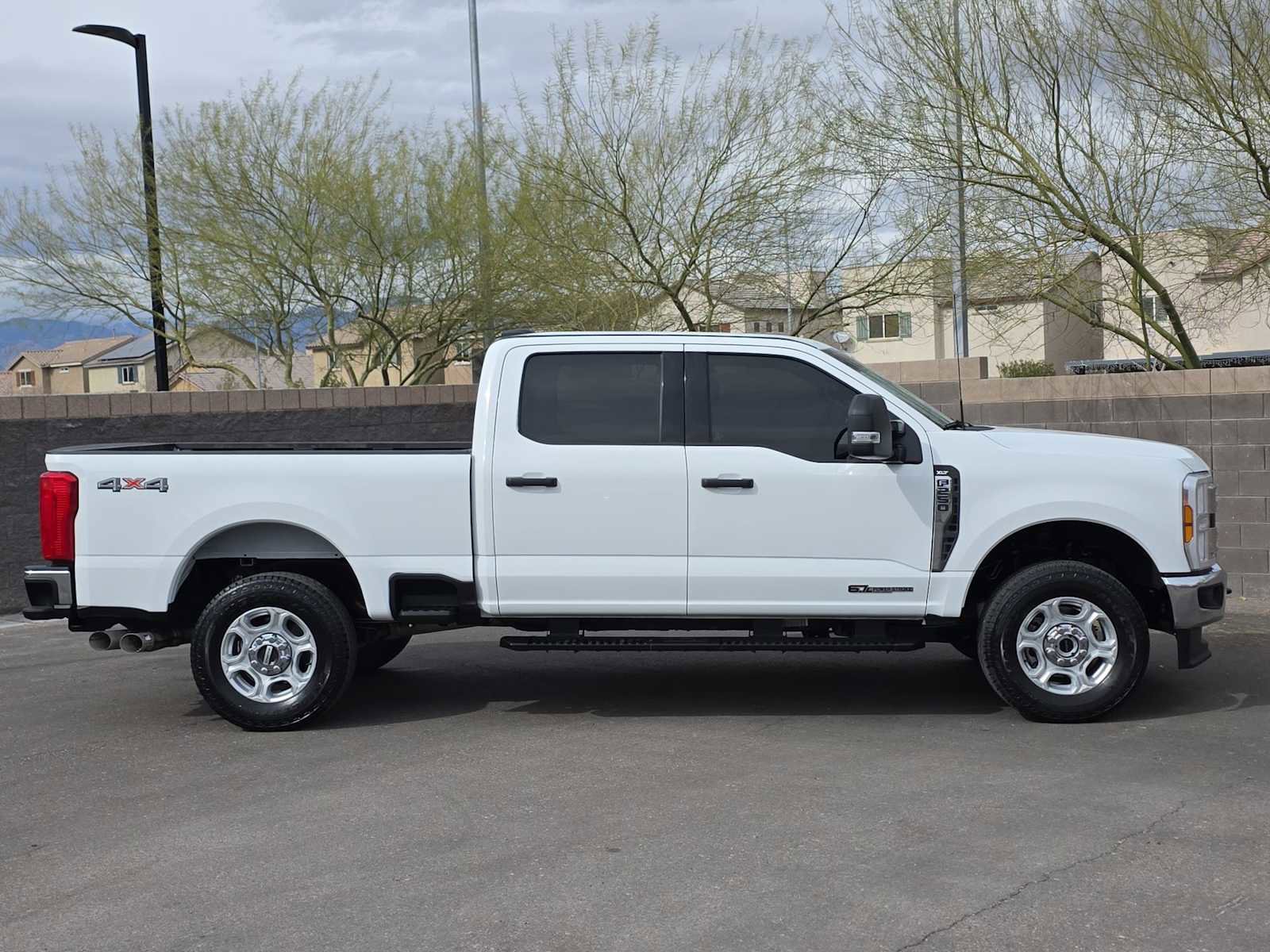 Used 2025 Ford F250 XLT image 10