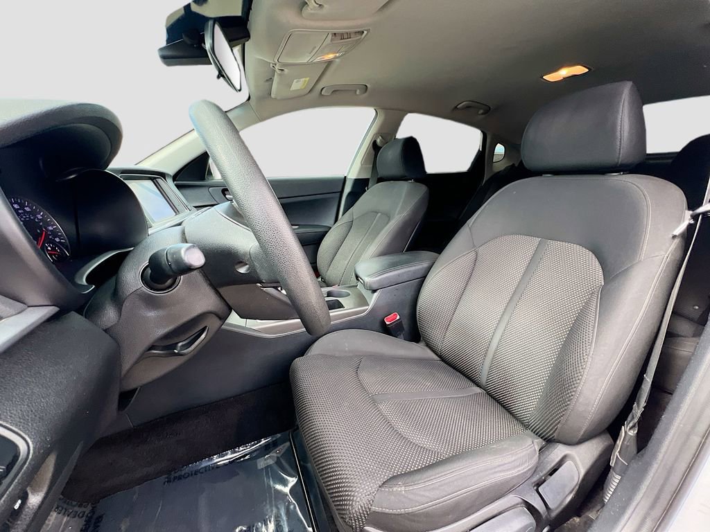 Used 2020 Kia Optima LX FWD image 19