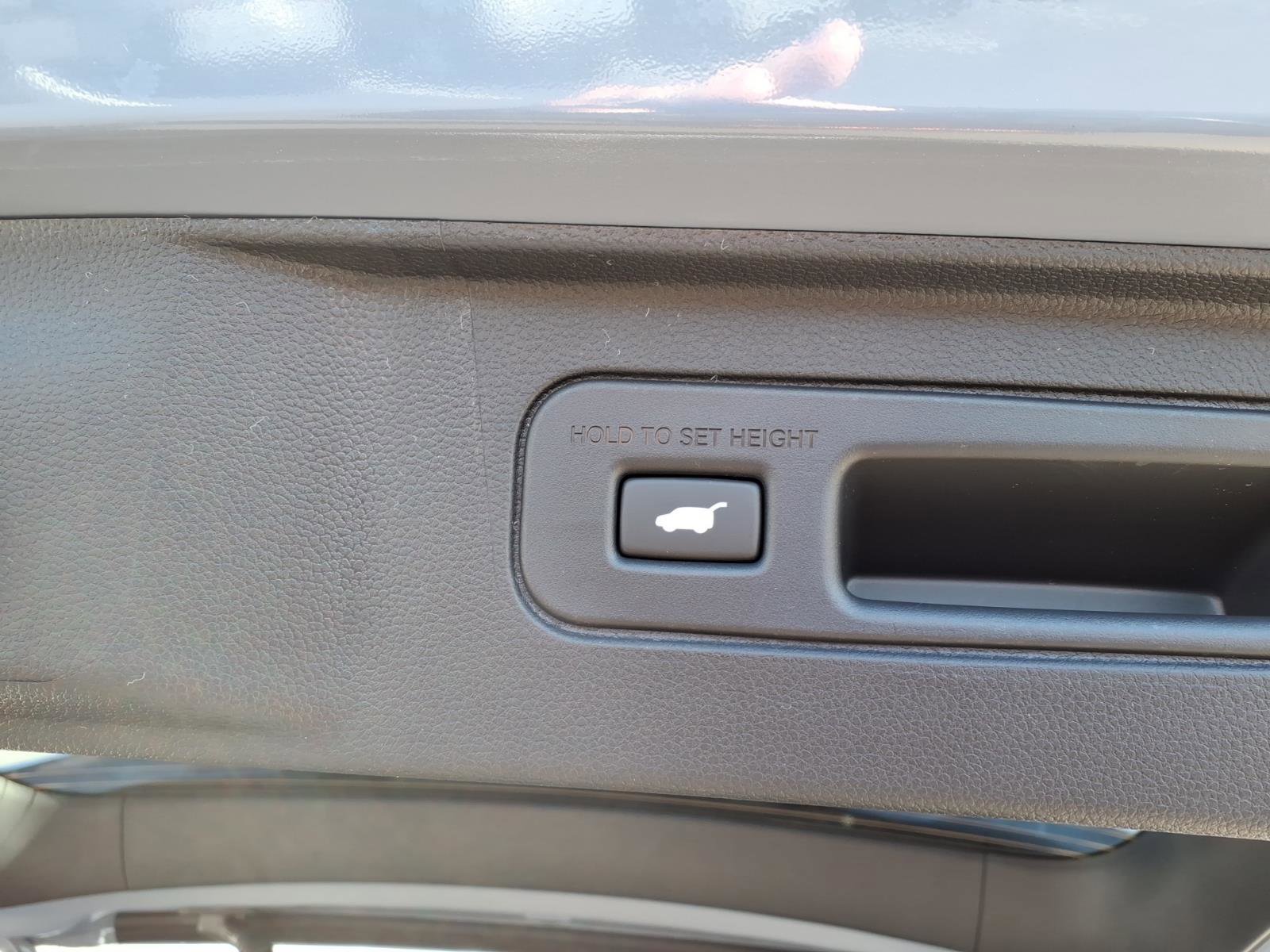 New 2026 Honda Pilot Black Edition image 6