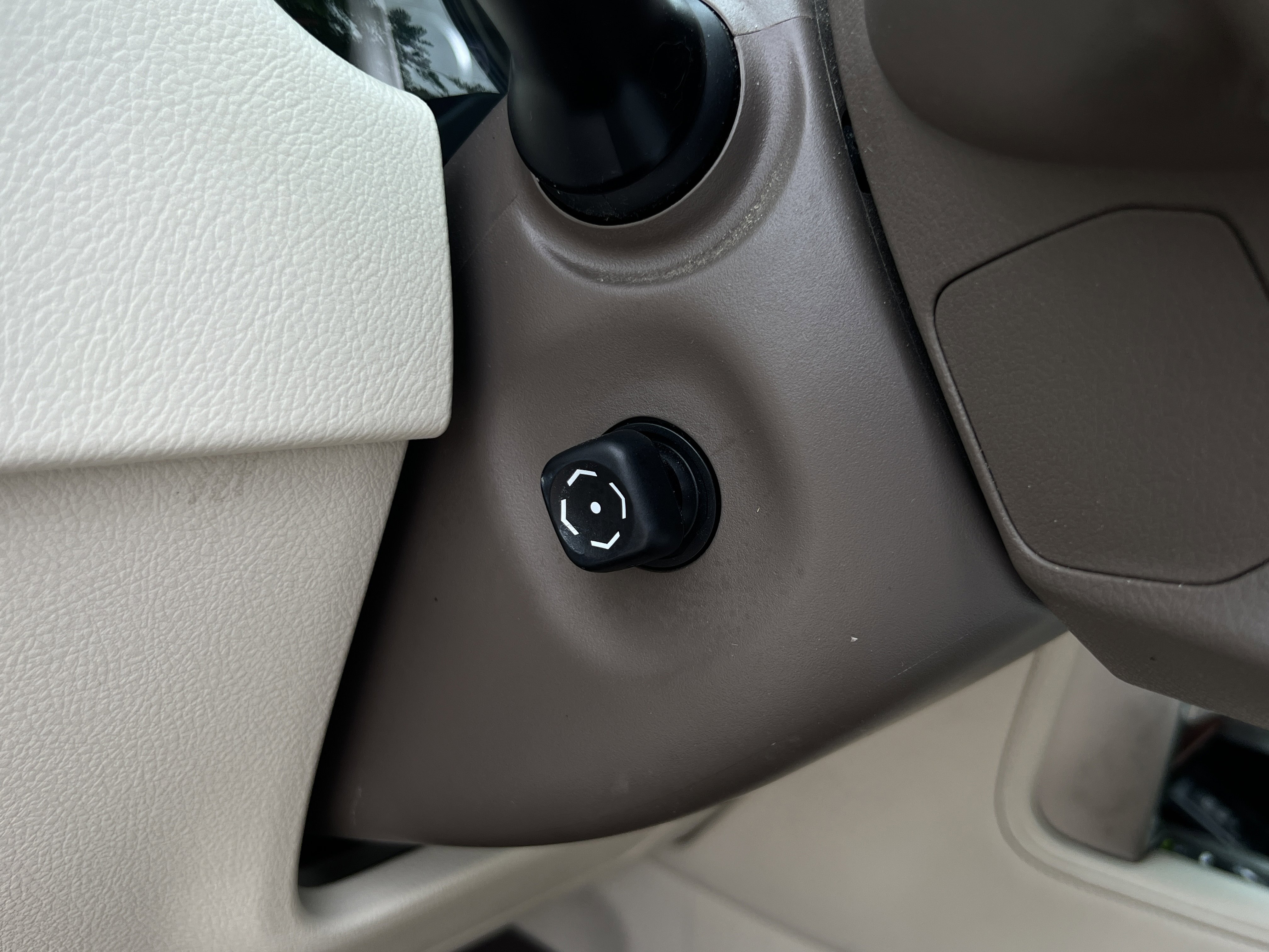 Used 2013 Lexus GX 460 w/ Comfort Plus Pkg image 15