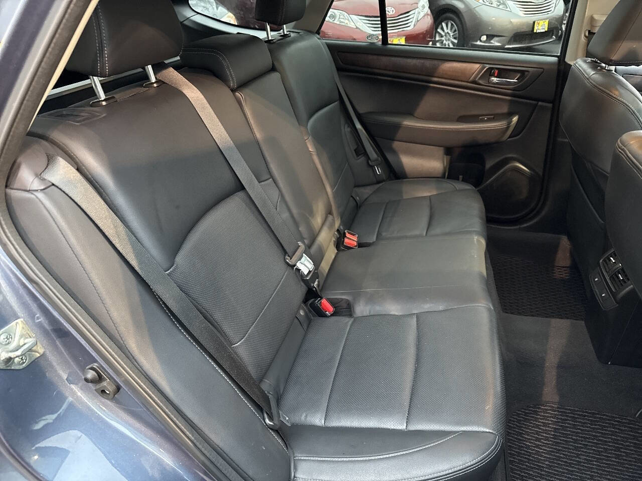 Used 2016 Subaru Outback 2.5i Limited image 45