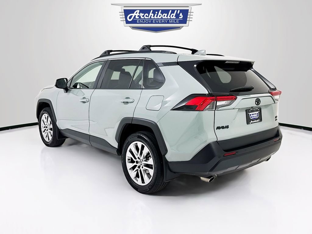 Used 2023 Toyota RAV4 XLE Premium AWD/4WD image 5