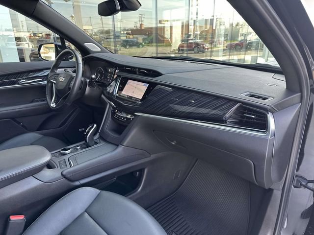 Certified 2023 Cadillac XT6 Premium Luxury image 23