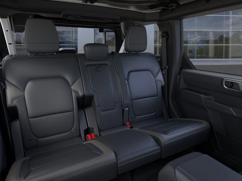 New 2025 Ford Bronco Outer Banks w/ Sasquatch Package AWD/4WD image 11