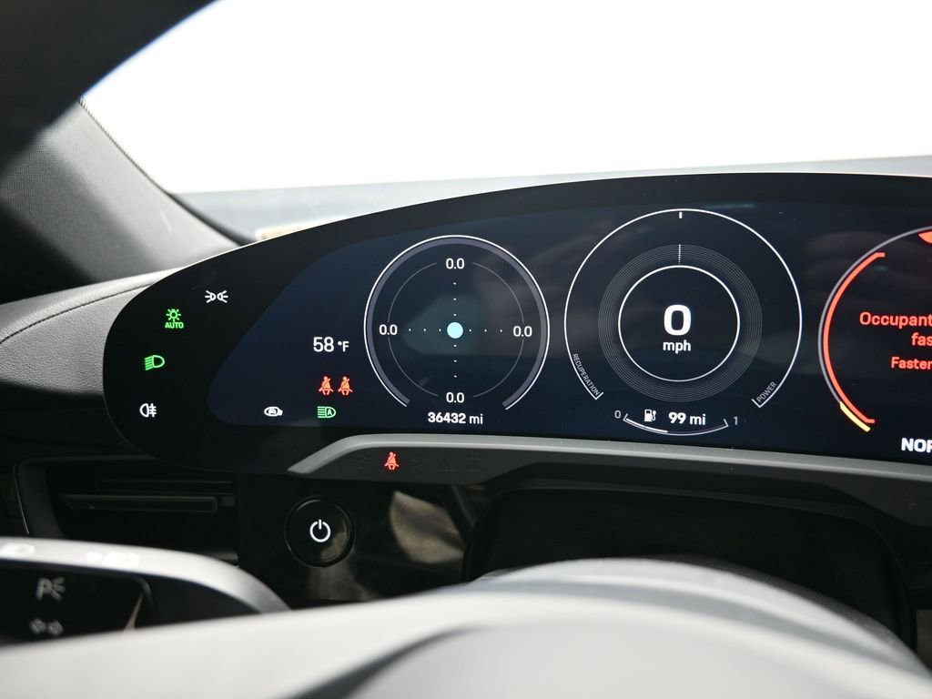 Used 2020 Porsche Taycan 4S image 26