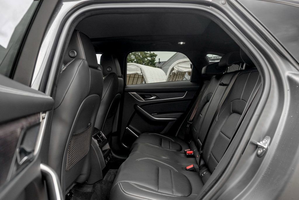 New 2026 Jaguar F-PACE R-Dynamic S image 16